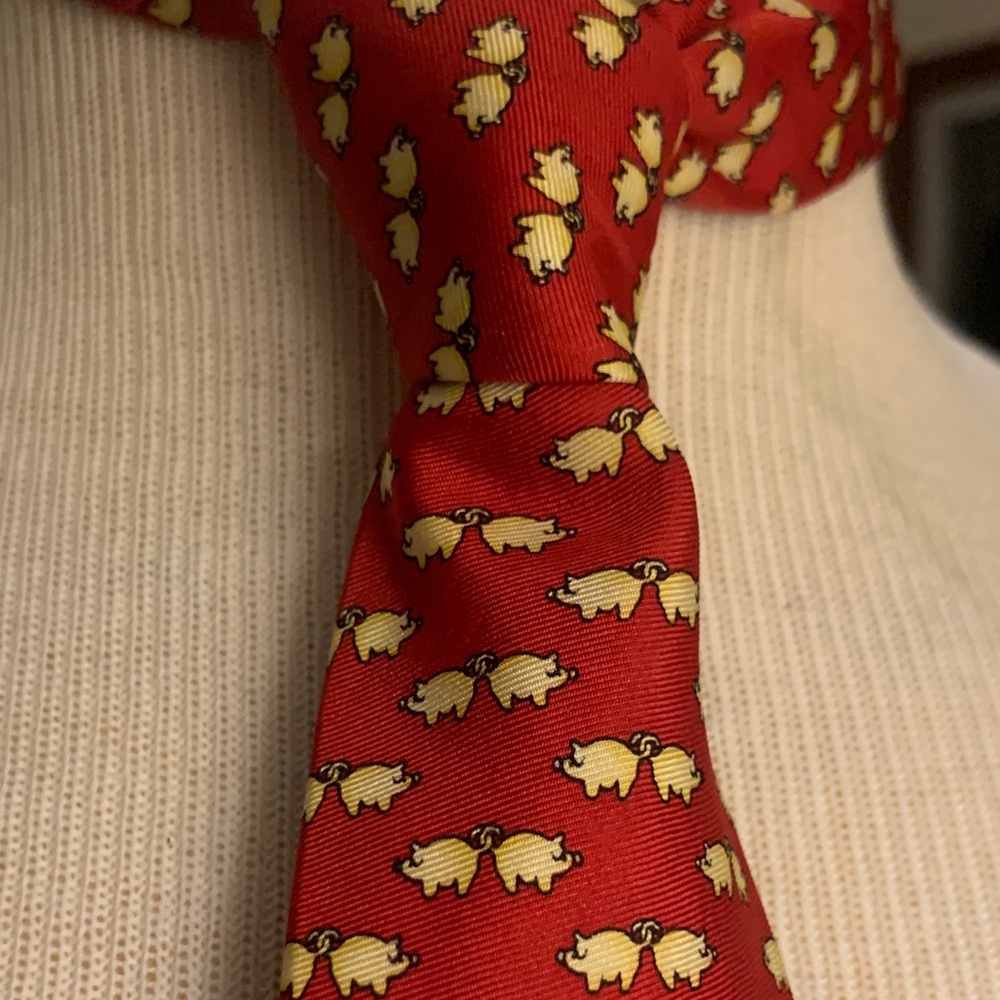 LAURANT BENON PARIS 1OO% SILK HANDMADE TIE PIGS PRINT